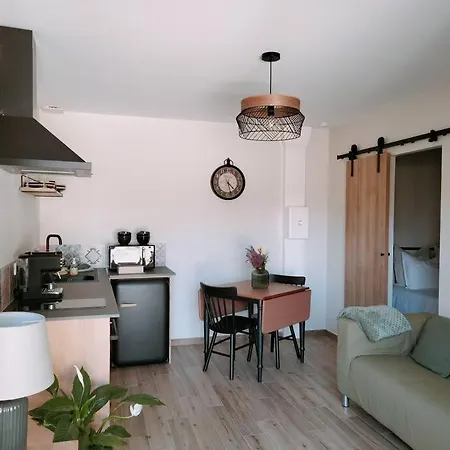 Maisonnette De Charme A 5 Min Du Parc Puydufou Les Épesses